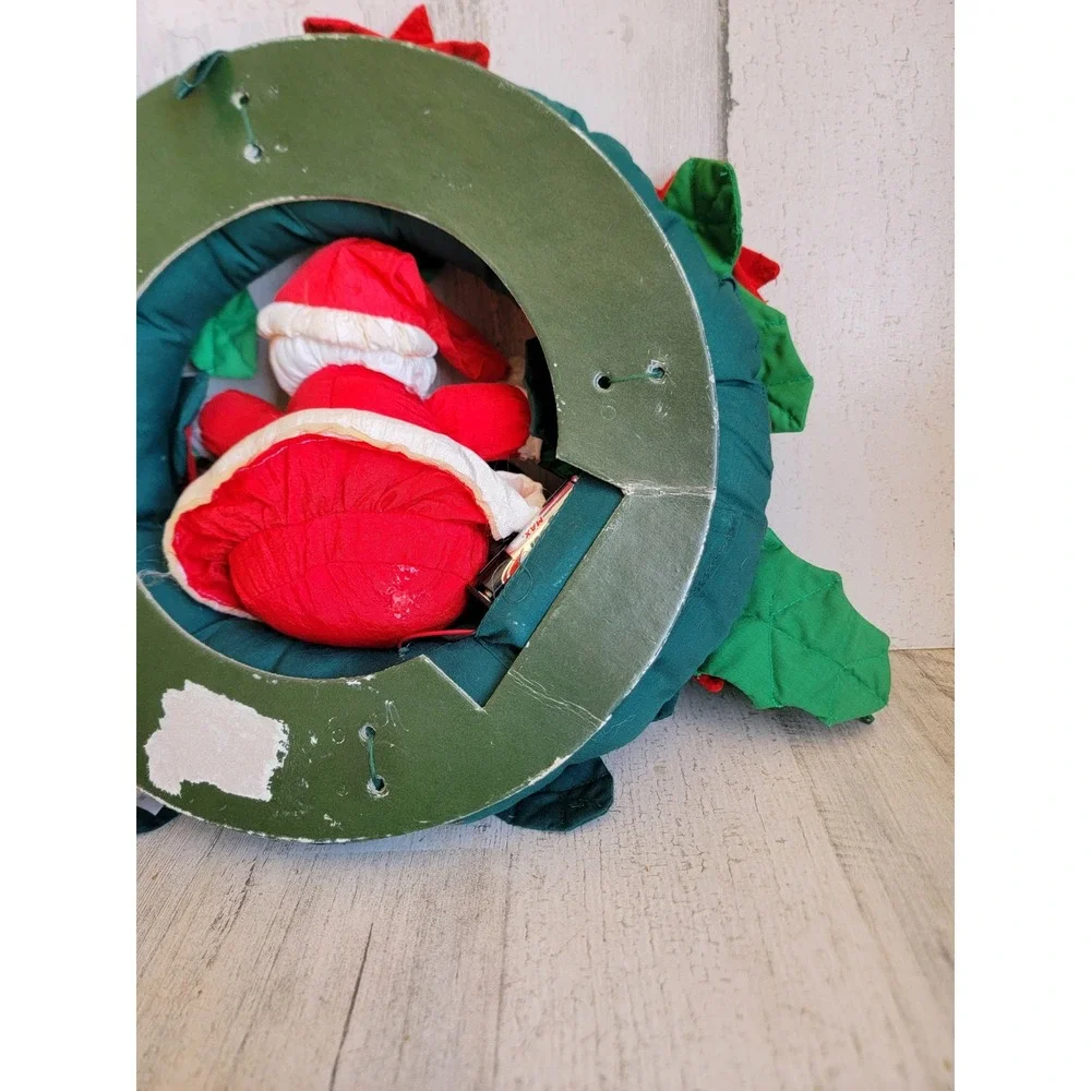Vintage musical wreath plush Santa Claus Xmas home decor hanging